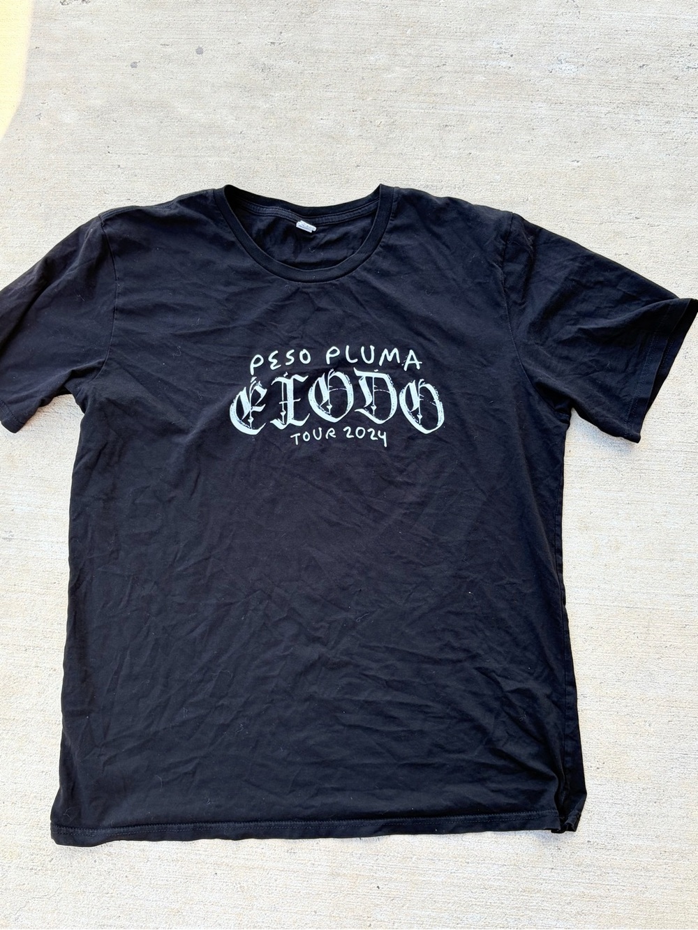 Gildan Peso Pluma tee